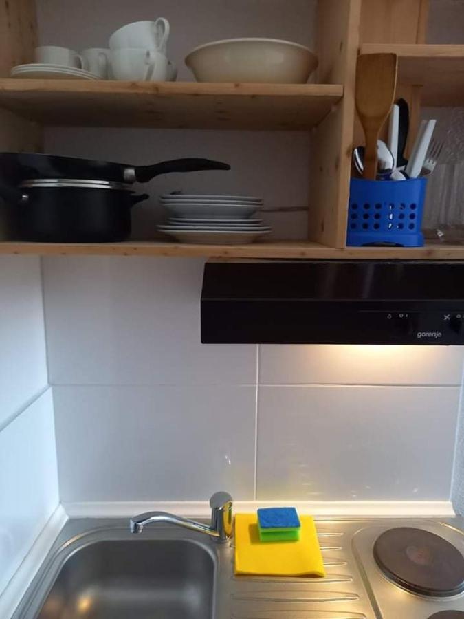 Studio Darija For 2 Persons S Terasom Wi-Fi & Parking Makarska Exterior photo